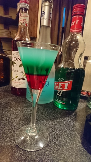 栄のバーで飲み友つくり😘