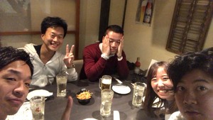 楽しくタダで食べまくろー