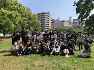 公園でドッヂビー