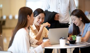 【働く女子の私探しオンライン宅飲み会】