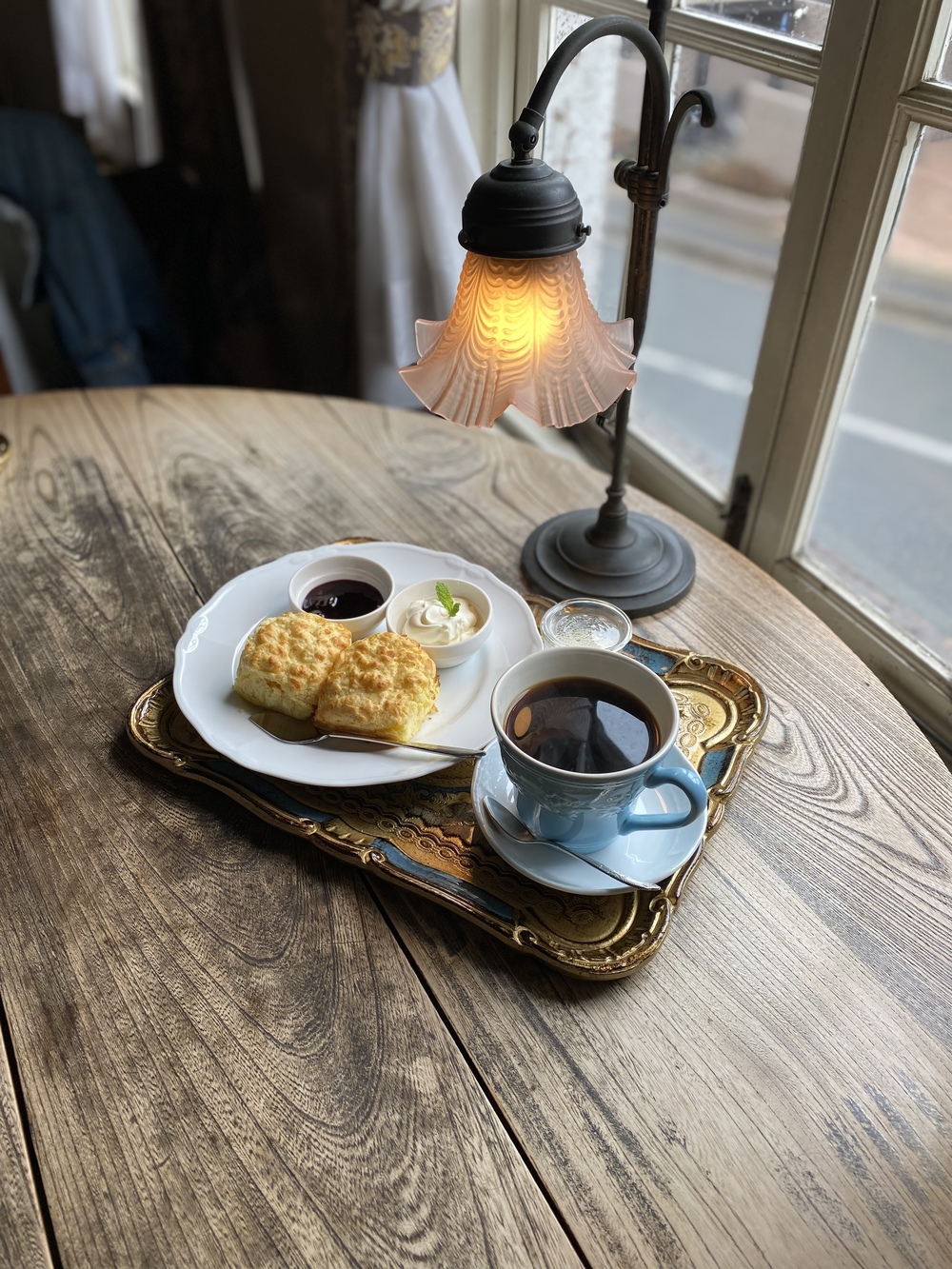 8/28   10時〜　大阪市内の素敵カフェで朝活しませんか？☺️
（他の媒体でも募集をかけていて、
現在、男性2名、女性1名集まっています。）