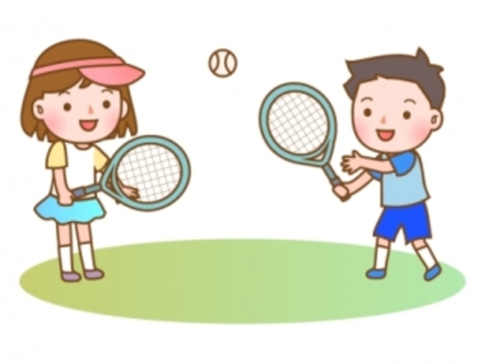 夏真っ盛りにテニスしましょう！