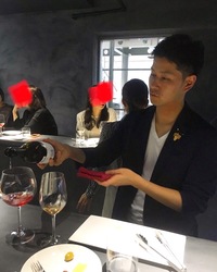 Santé Vin（サンテヴァン）
みんなでいっぱいサンテ（乾杯）しよう！