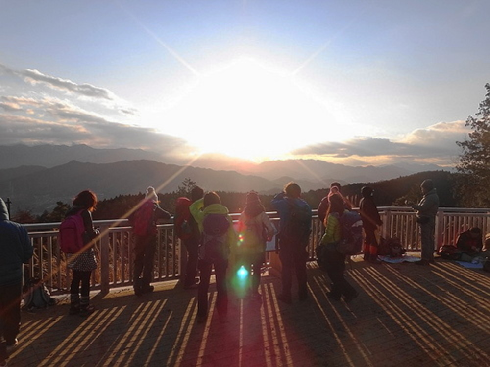 【2月23日】都心からアクセス良好！富士山が綺麗に見える景信山トレッキング企画