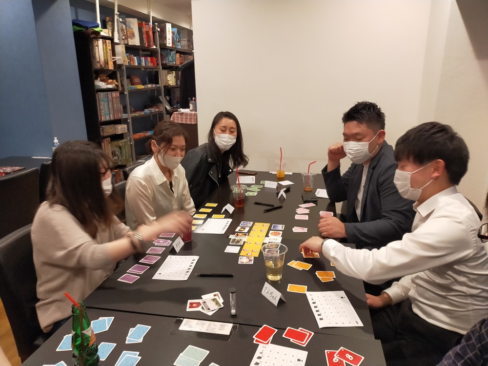 〈初心者でも楽しめる！〉第33回平日夜にボードゲームカフェでゲームを楽しもう❗ 