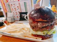 おしゃれなカフェでランチを楽しもう