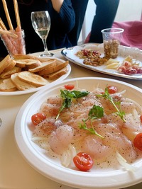 土日休みのための華金食事会🍕