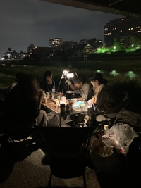 交流会＊鴨川でナイトピクニック