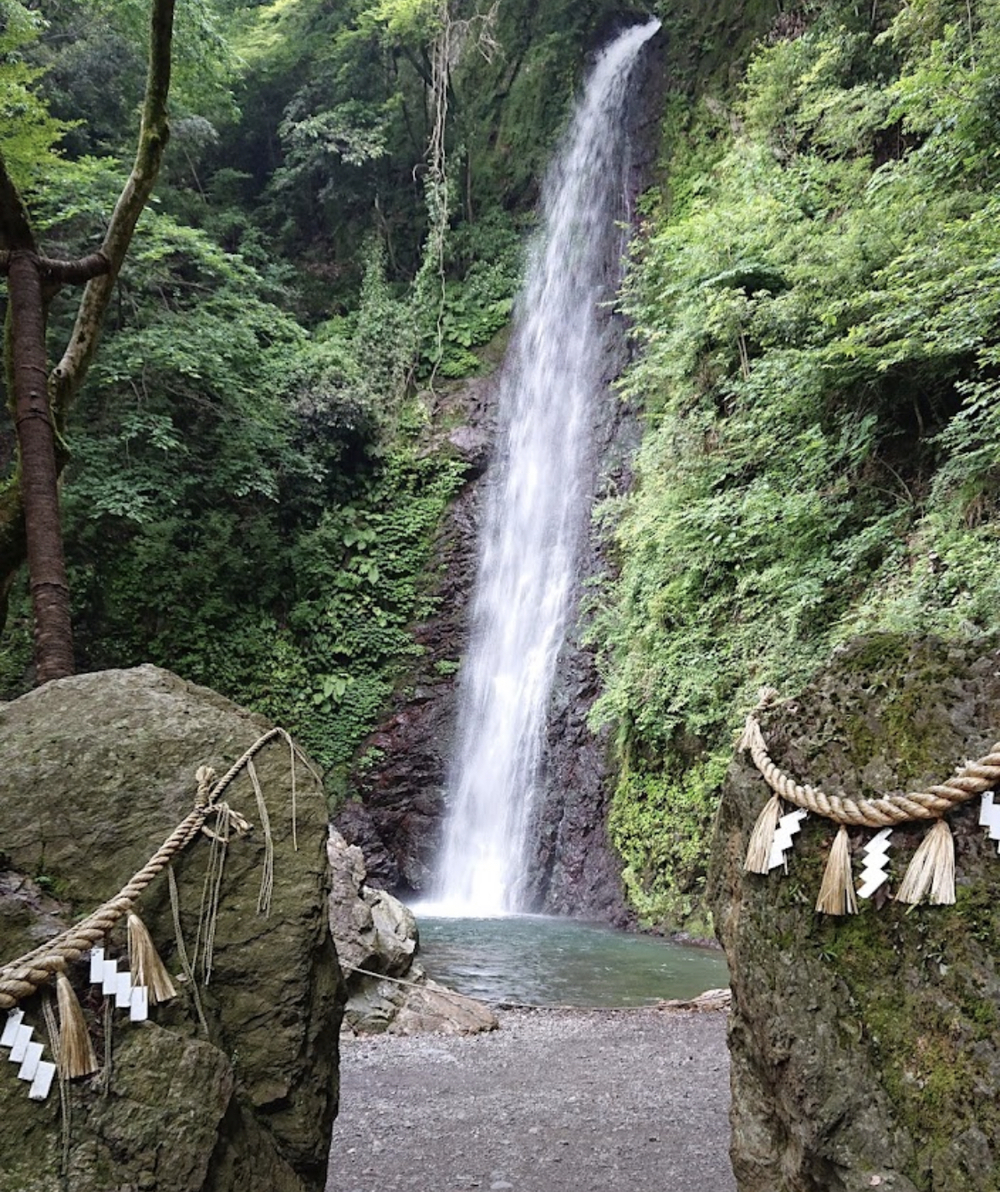 岐阜県養老町の、養老の滝へ行きませんか？
軽装で気軽に参加下さい。
集合場所などは打ち合わせして決めましょう！
