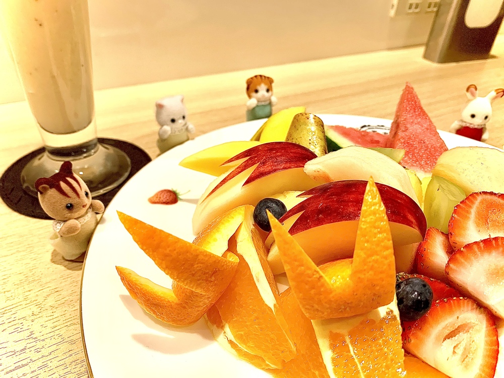 新宿カフェ（果実園リーベル)で友人作り。仕事終わりに甘いもの食べながら仲良くなりませんか？