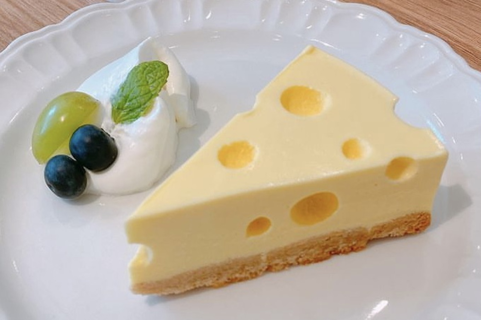 【原宿】穴あきチーズケーキを食べる女子会