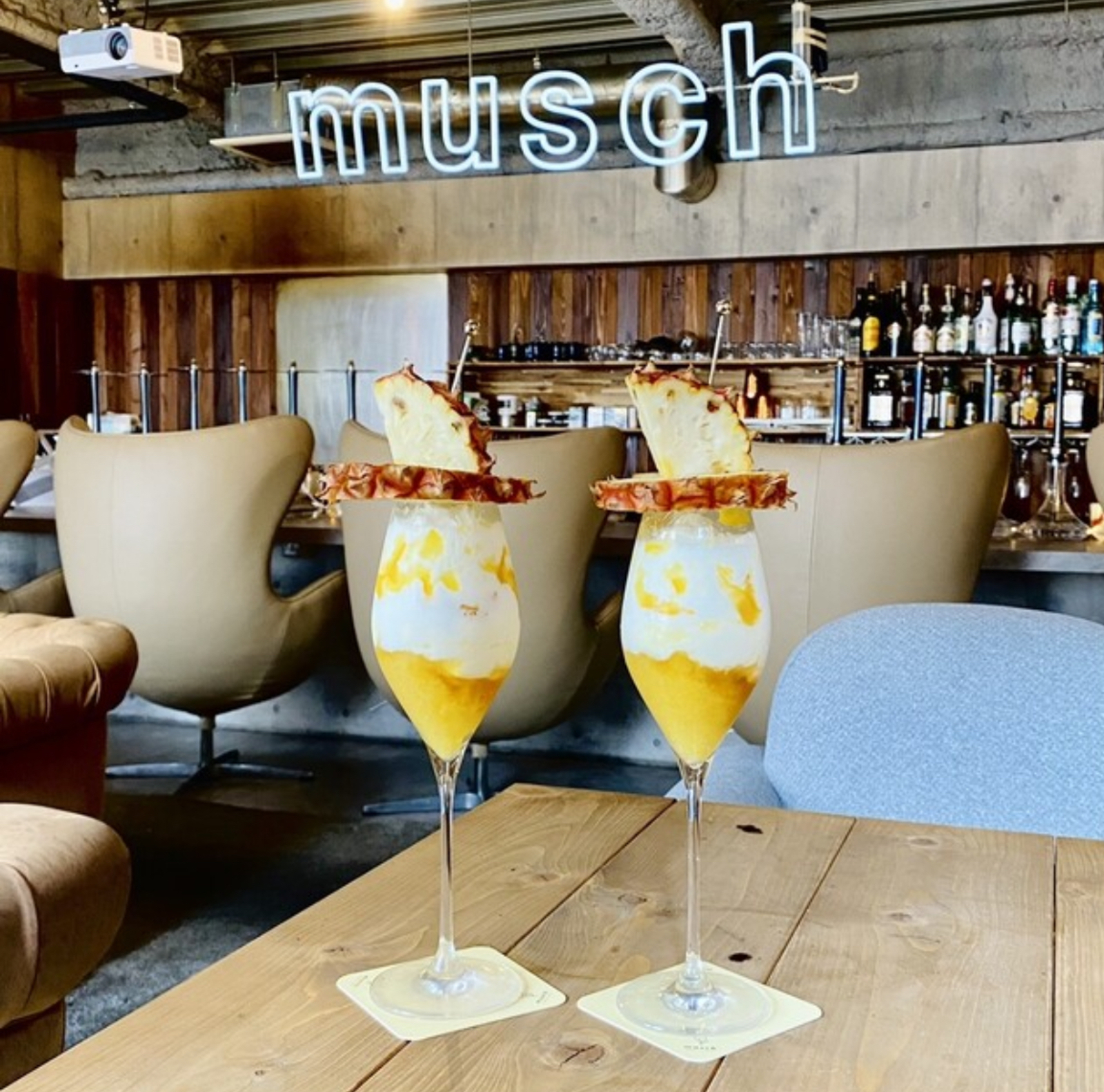 インスタで話題のお店📸オシャレ空間でシーシャを楽しもう👍🏻‪‪🤍