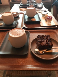 2/5（日）11時〜　チョコ好きさんたちへ💌　蔵前にあるチョコレート工場併設の素敵カフェでおいしいチョコレートスイーツを食べよう🍫😋