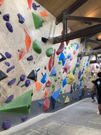 B-PUMP横浜でボルダリング！