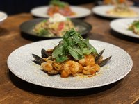 表参道×隠れ家カフェ！オシャなイタリアンを食べに行こ〜🐱