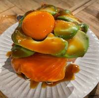 これが海外の寿司？いつもと違うお寿司を食べに行こう🐥🐥