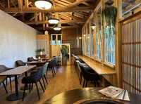 隠れ家的なおしゃれカフェでゆっくり過ごそう