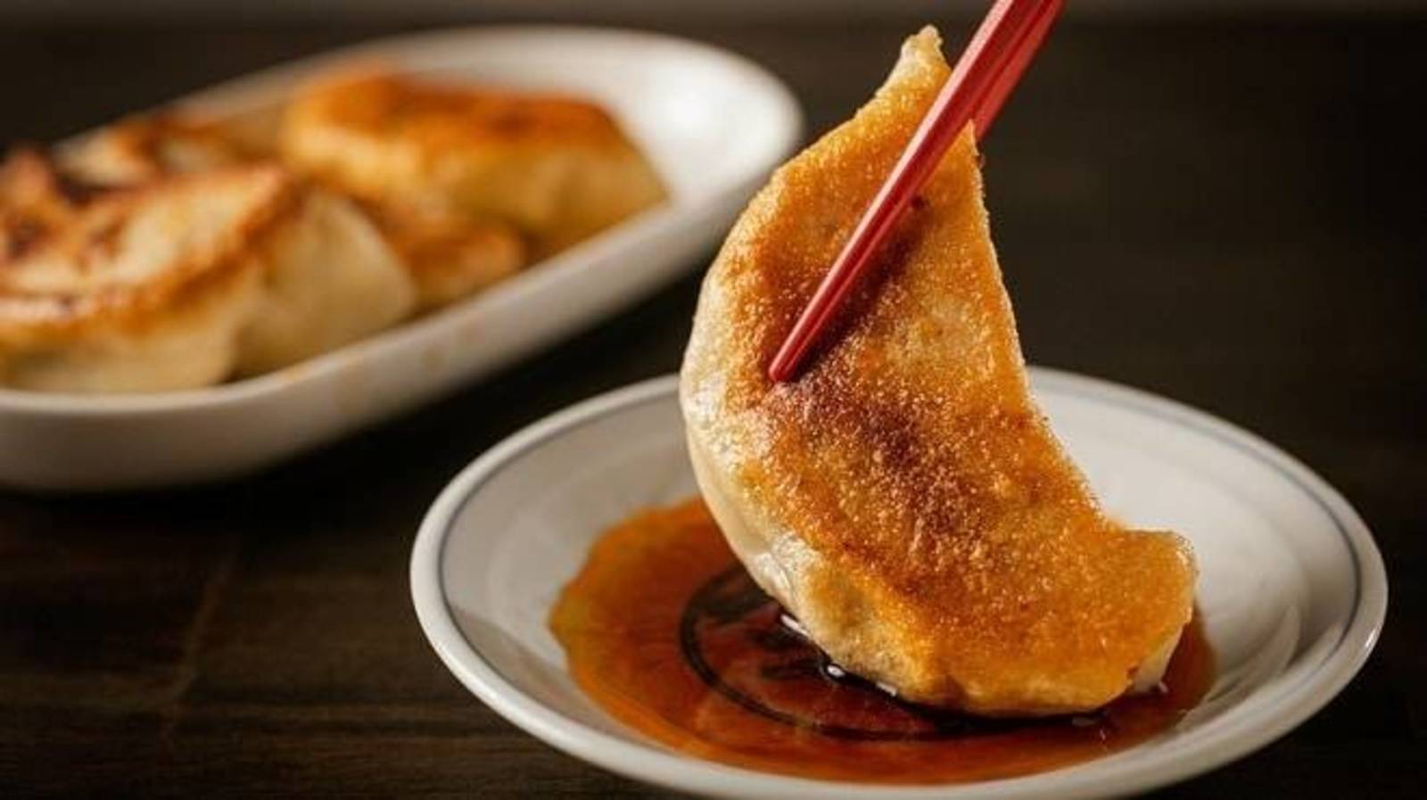 【早割何名か無料】餃子&ビール！華金にパ〜と盛り上がろう🍩🍩おすすめは水餃子と焼き餃子です