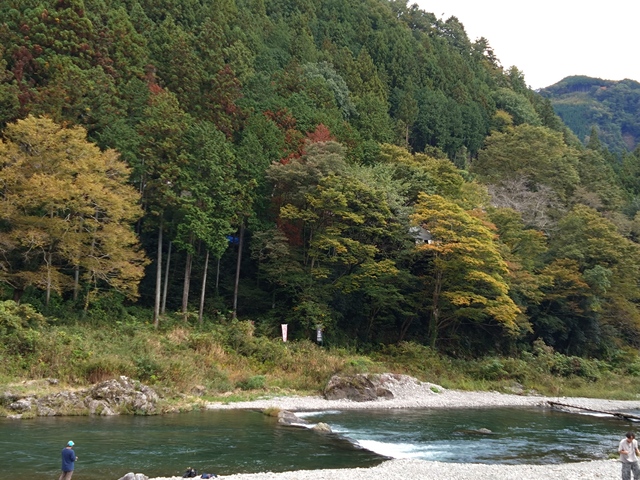 渓流管理釣り場釣りサークル