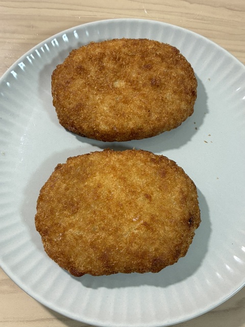 こちらは今日の夜ご飯になります🧊✨