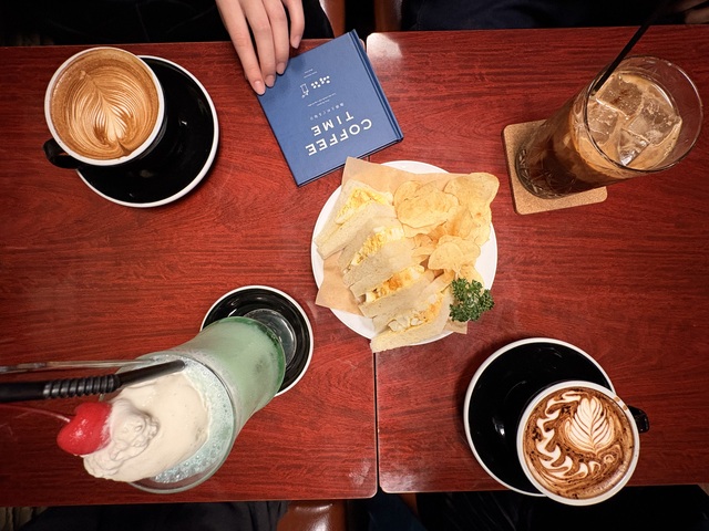 日本橋の路地裏を撮り歩きしました