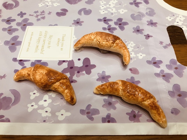 クロワッサンマグネットを作りました🥐(ハンドメイド企画)