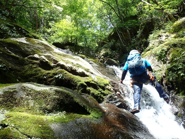沢登り