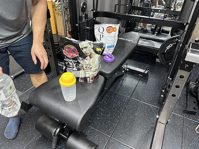 【筋肉💪】ジムのトレーナーと一緒に筋トレ＆プロテイン交流（上半身）