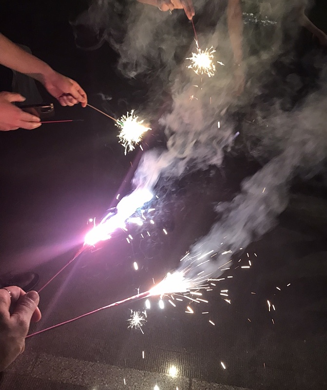 夜ピクニックと手持ち花火🎆