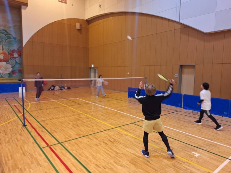 バドミントン会