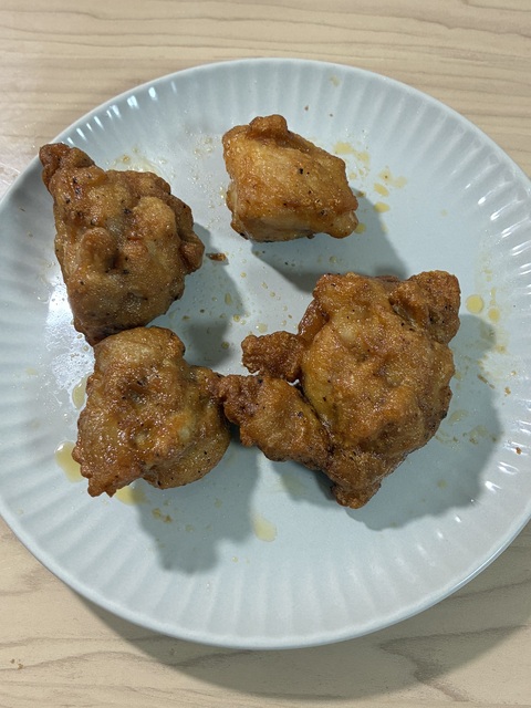 こちらは今日の夜ご飯になります🍗✨🔥
