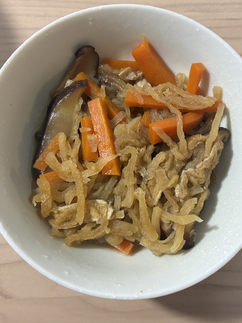 こちらは今日の夜ご飯になります✨🥕