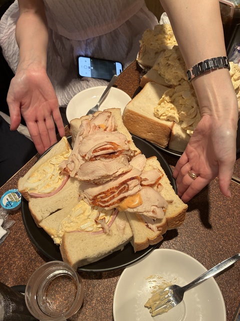 巨大サンドイッチを食す会