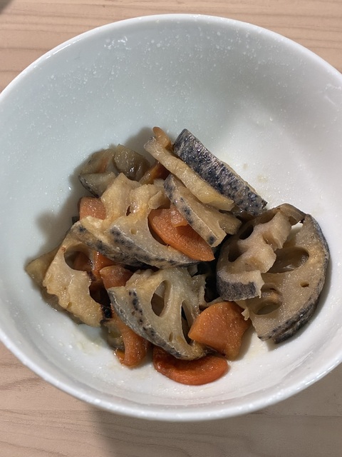 こちらは今日の夜ご飯になります🥬