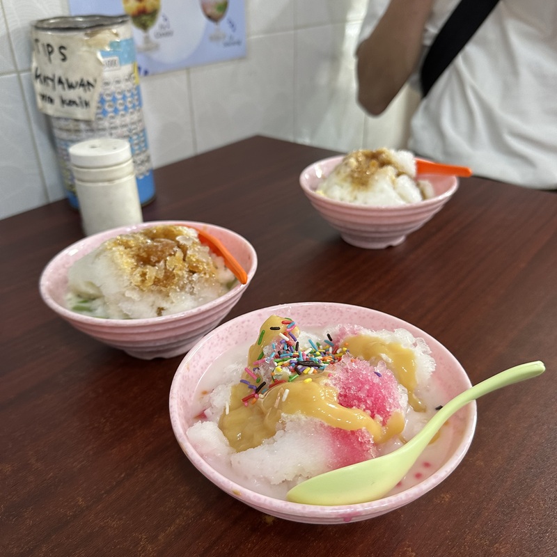 【ご飯食べながら国際交流】