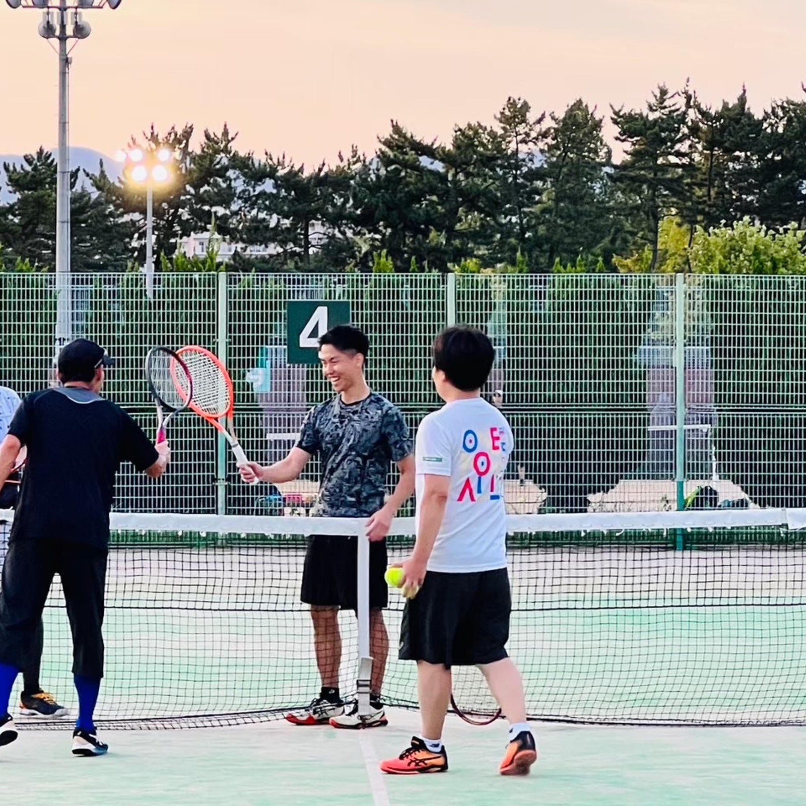 7/13(日) 18:00〜20:00 くにじまテニス🎾