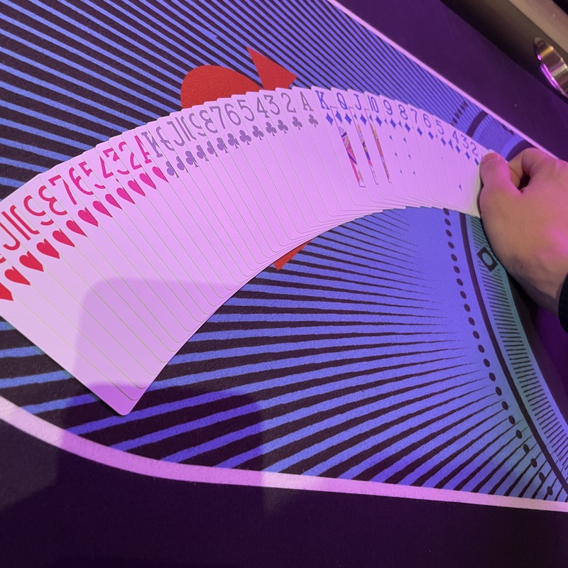 ポーカーやりませんか？初心者歓迎！