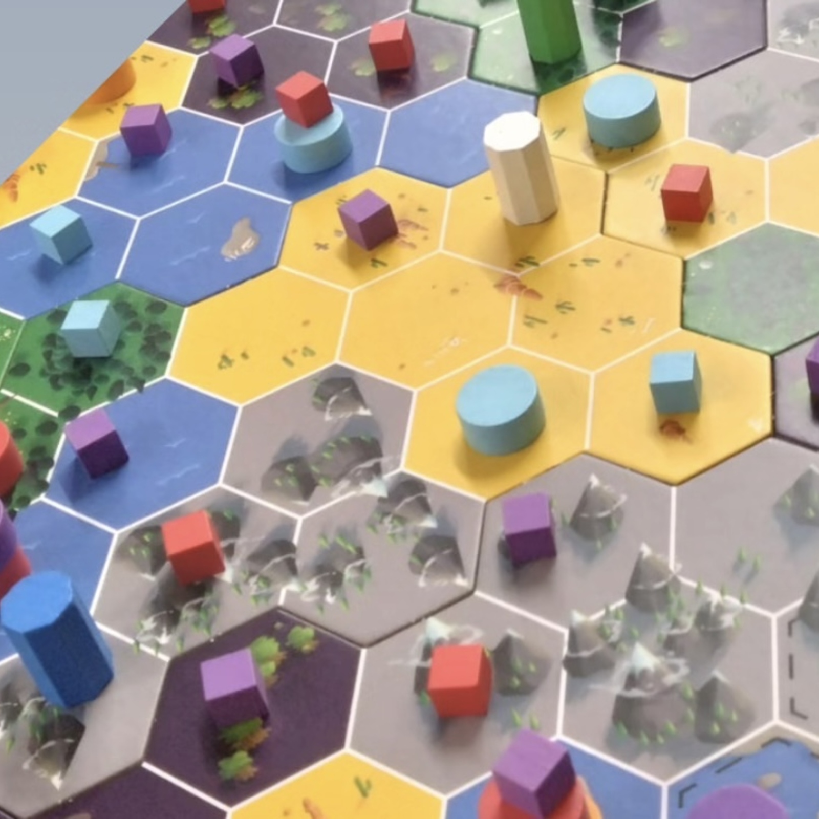 名古屋でボードゲームやりたい。