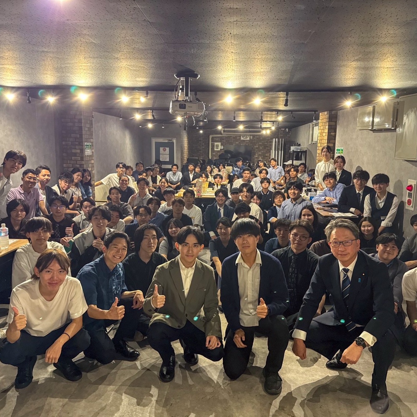 東京大学縁政会（えんせいかい）【政治の現場に入り込める学生団体】