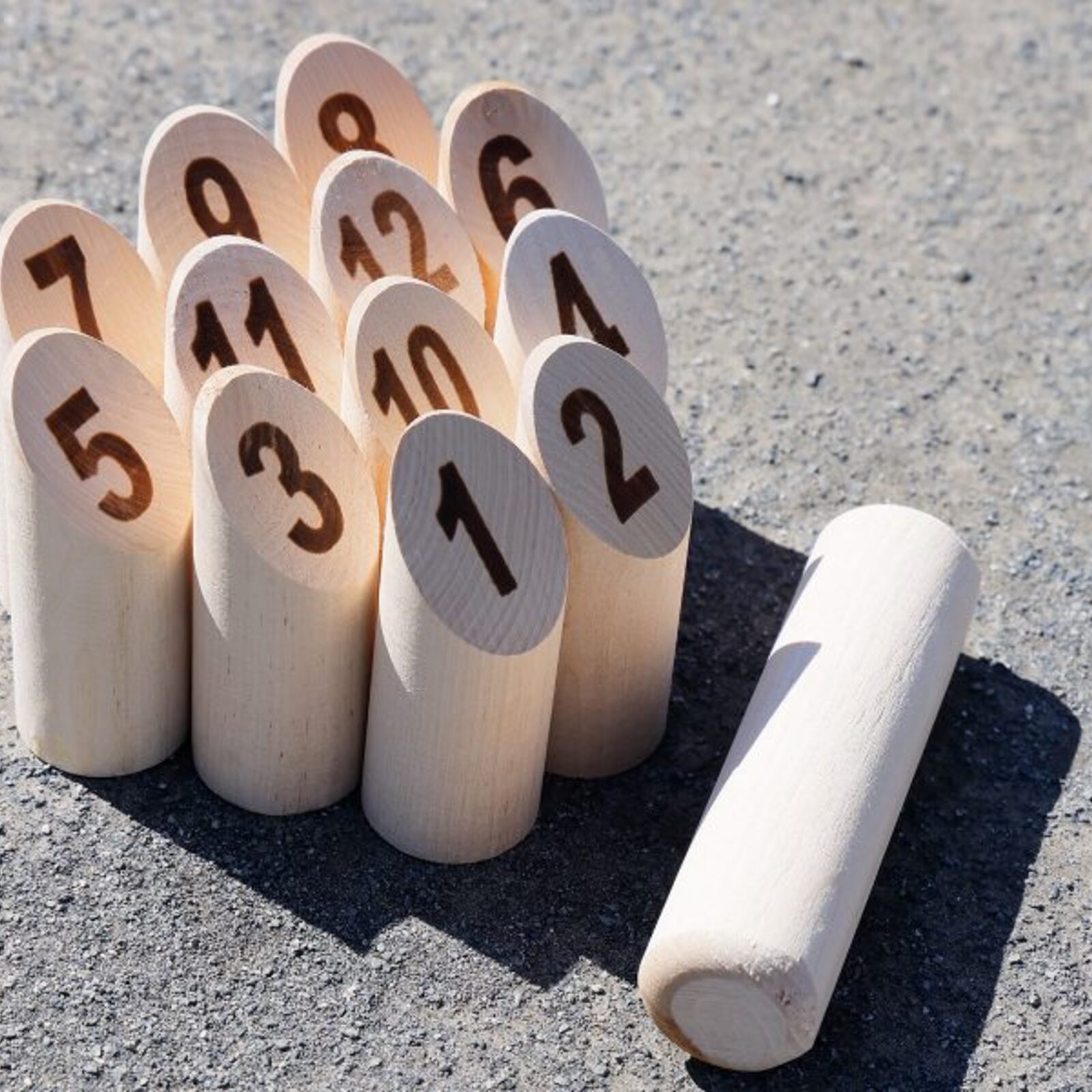 モルック一緒にやりませんか？