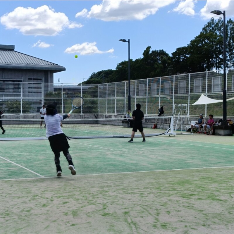 テニスサークル