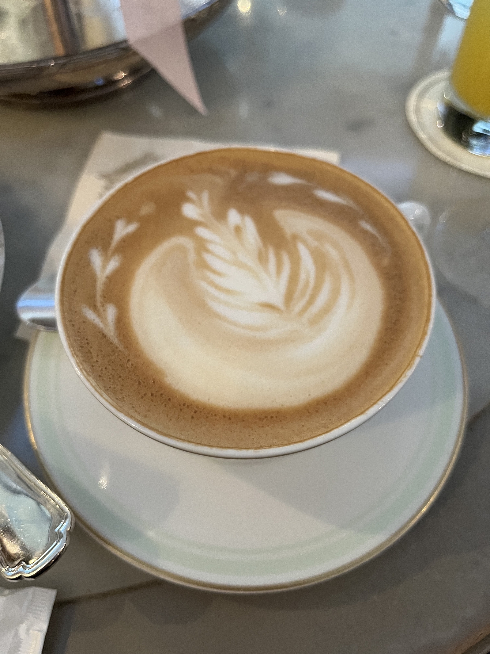 アフタヌーンティー女子会☕️💕