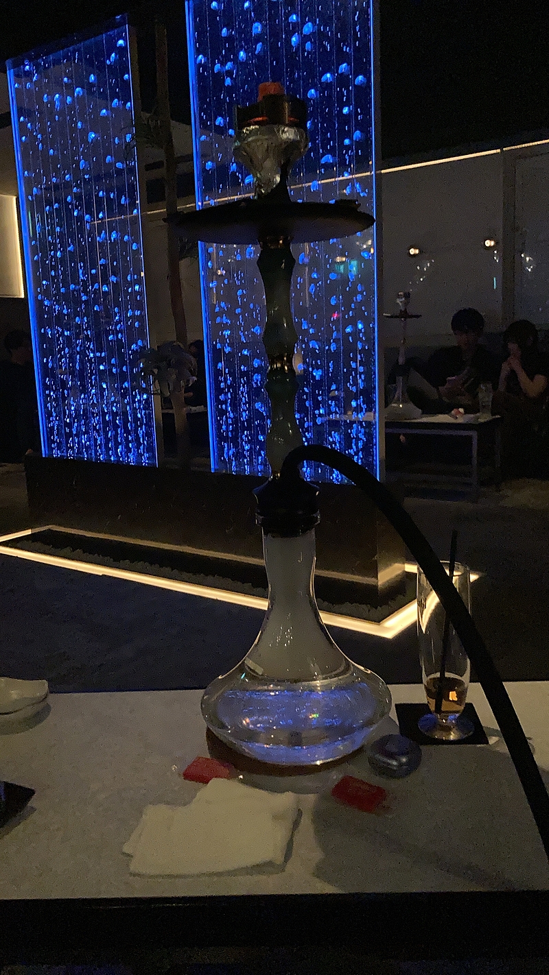 おしゃれなシーシャ屋で仕事のストレスを減らそう！