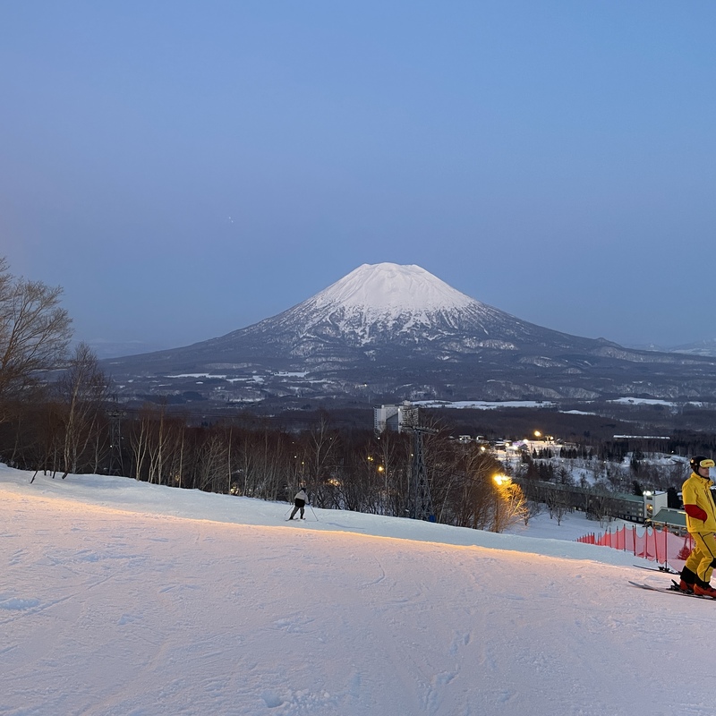大阪からスキースノボにバスや飛行機で行きます