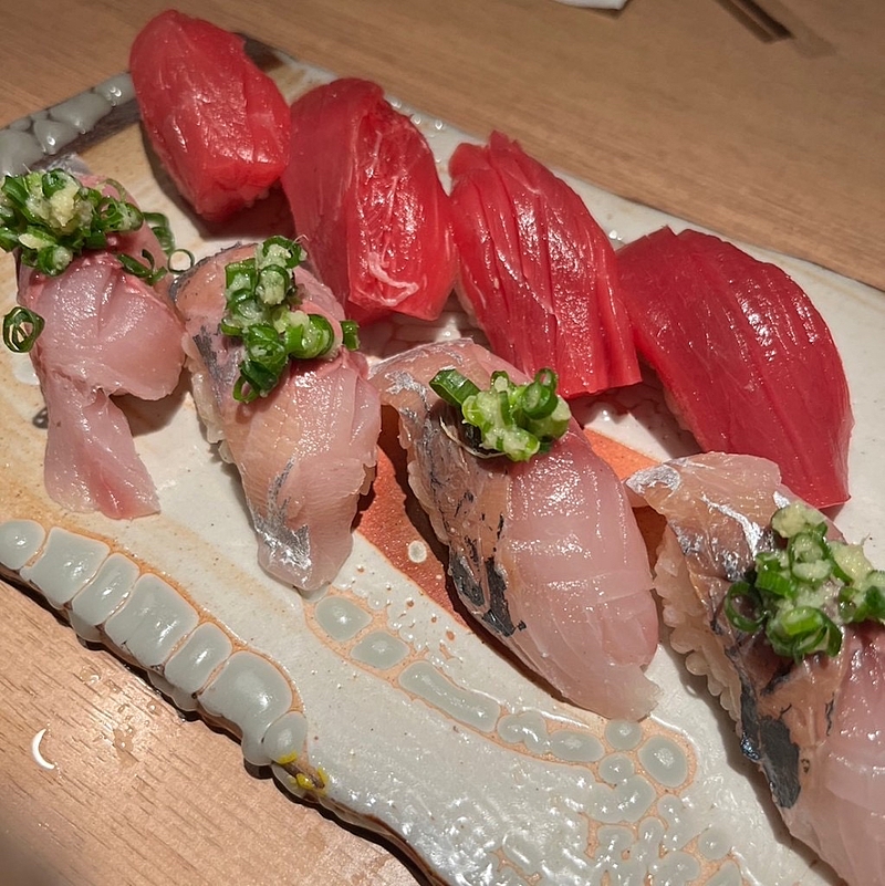 【お寿司会】大阪の美味しいお寿司を食べるグルメサークルです。
