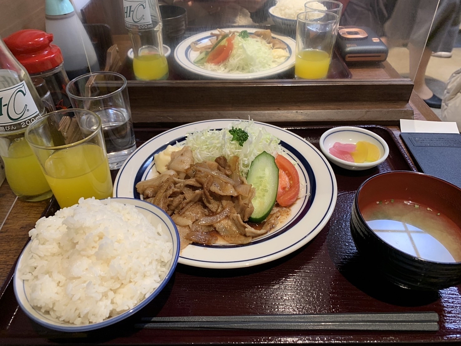 東京で定食屋巡りしませんか！？