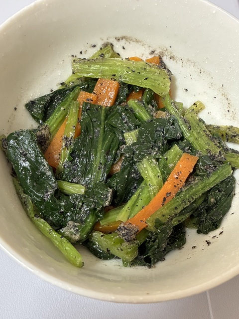 こちらは今日の夜ご飯になります✨🥬
