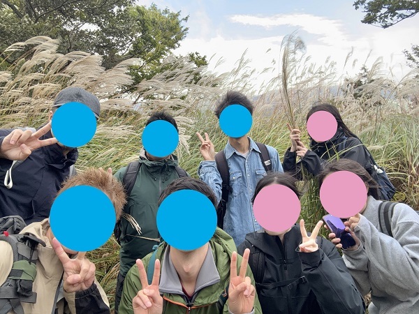 2025/10/18 (土) 黄金のススキ野原の明神山でハイキングを楽しむイベント