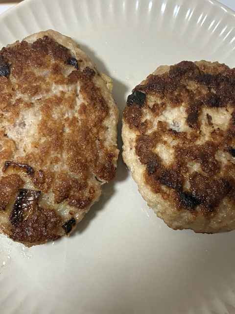 こちらは今日の夜ご飯になります✨🍖
