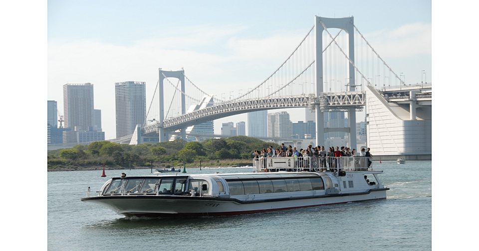 お台場～竹芝〜浅草クルーズに乗船しませんか？１時間程度でレインボーブリッジや隅田川からの景色を楽しみます♪